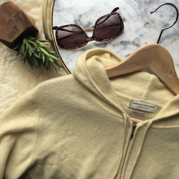 Valerie Stevens Sweaters - Valerie Stevens • Cashmere Hoodie